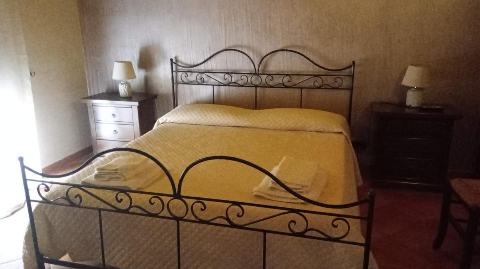 레알몬테 La Bianca Scogliera B&B 외부 사진