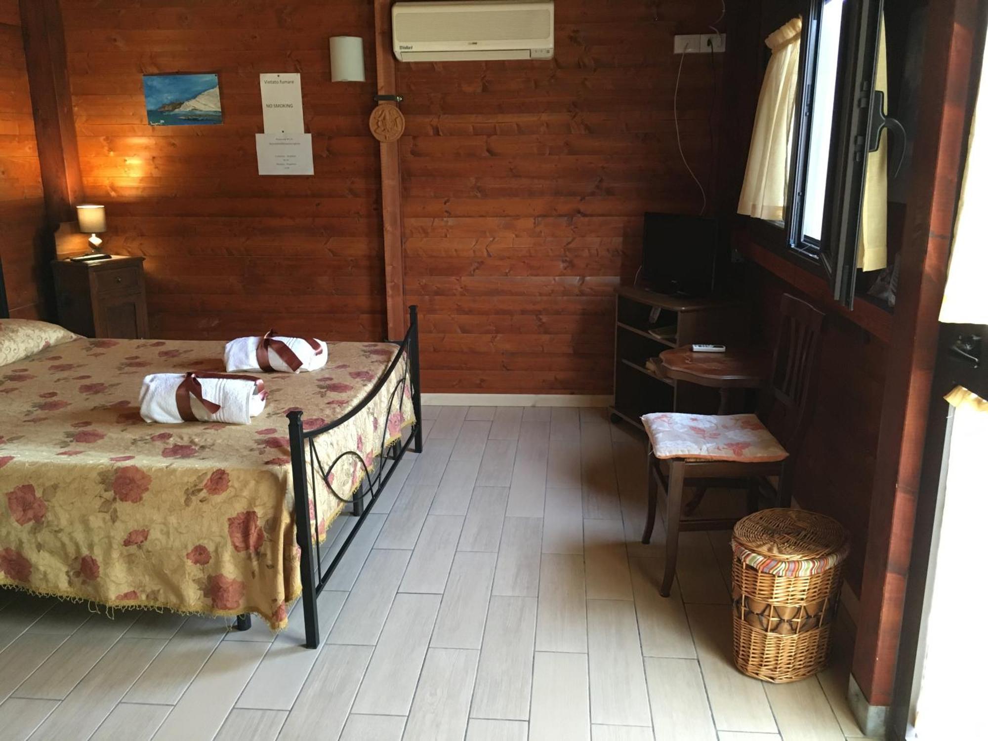 레알몬테 La Bianca Scogliera B&B 외부 사진