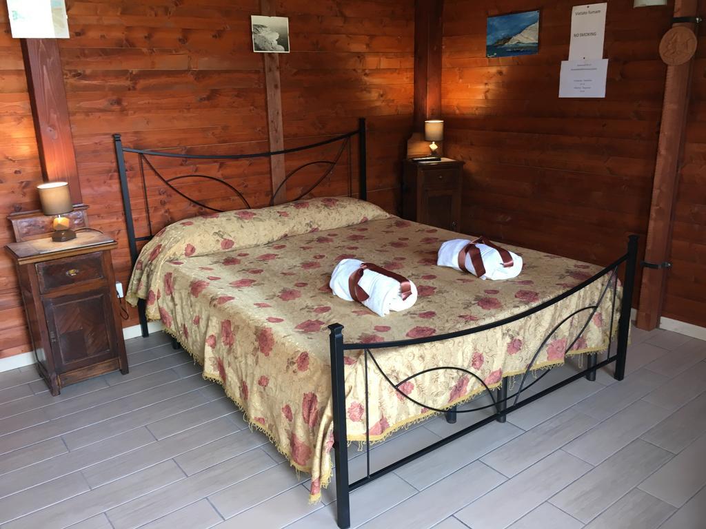 레알몬테 La Bianca Scogliera B&B 외부 사진