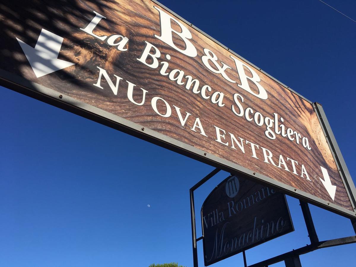 레알몬테 La Bianca Scogliera B&B 외부 사진